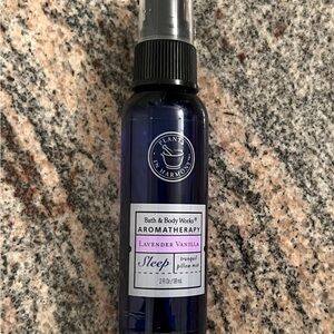 Bath & Body Works Aromatherapy Lavender Vanilla Pillow Mist - Blue